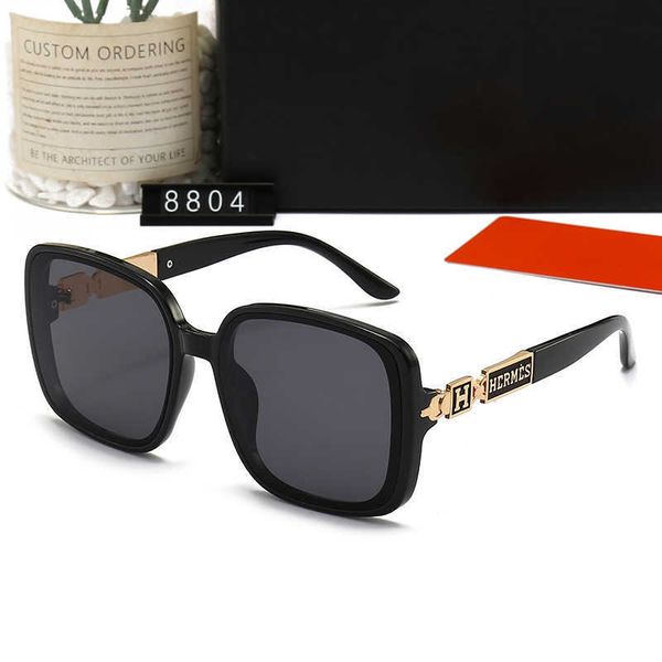 wholesale of new style men's and women's fashion trend leisure sunglasses holiday tourism shopping glasses 8804, White;black
wholesale of new style men's and women's fashion trend leisure sunglasses holiday tourism shopping glasses 8804, White;black