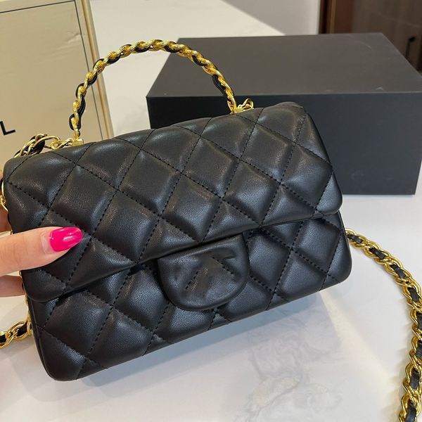 5a designer shoulder bag cf classic plaid flap caviar handbag gold silver chain leather double letter solid color buckle square stripe lady
5a designer shoulder bag cf classic plaid flap caviar handbag gold silver chain leather double letter solid color buckle square stripe lady