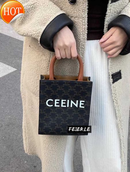 women's designer bags 2023 triumphal arch new mini tote laohua portable shopping bag single shoulder oblique span factory direct sales
women's designer bags 2023 triumphal arch new mini tote laohua portable shopping bag single shoulder oblique span factory direct sales