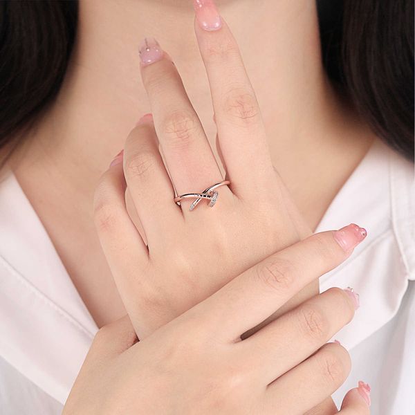 original designer minimalist rose gold 925 silver ring for women's high-end sense carti fashion wedding rings ysre
original designer minimalist rose gold 925 silver ring for women's high-end sense carti fashion wedding rings ysre