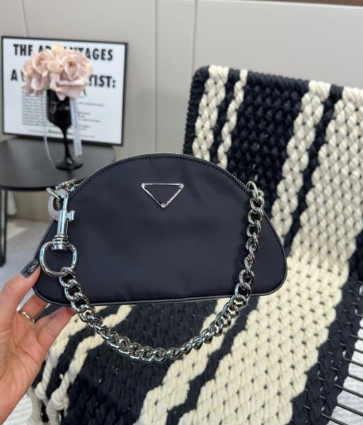 shell handbags female strap women trend shoulder bags ladies daily fringe bags hand purse bags
shell handbags female strap women trend shoulder bags ladies daily fringe bags hand purse bags