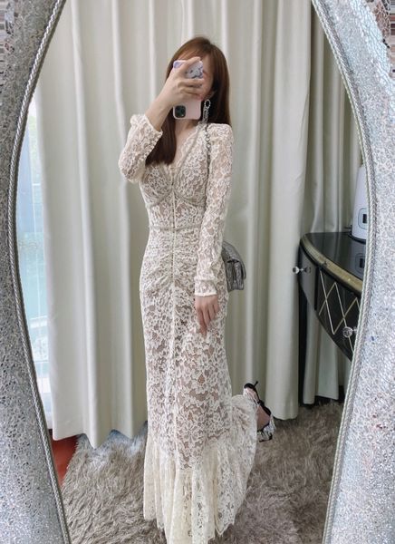 auth s-elf portrait diamond lace dress long sleeve dress v-neck style slim long dresss, Black;gray
auth s-elf portrait diamond lace dress long sleeve dress v-neck style slim long dresss, Black;gray