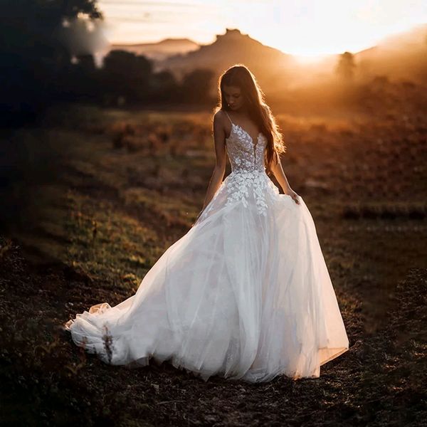 chic bohe a line wedding dresses spaghetti strap sequin appliques bridal gown backless bride vestidos de novia, White
chic bohe a line wedding dresses spaghetti strap sequin appliques bridal gown backless bride vestidos de novia, White