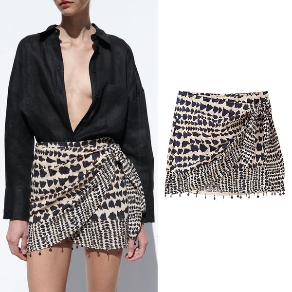 skirts women skirt cascading decoration short skirt fashion beaded decoration skirt casual ladies skirts chic women dress clothes 230628, Black
skirts women skirt cascading decoration short skirt fashion beaded decoration skirt casual ladies skirts chic women dress clothes 230628, Black