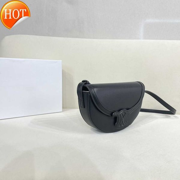 luxury designer bags handbags shoulder crossbody bags tote woman's saddle bag fashion texture messenger bag multifunctional envelope ba
luxury designer bags handbags shoulder crossbody bags tote woman's saddle bag fashion texture messenger bag multifunctional envelope ba