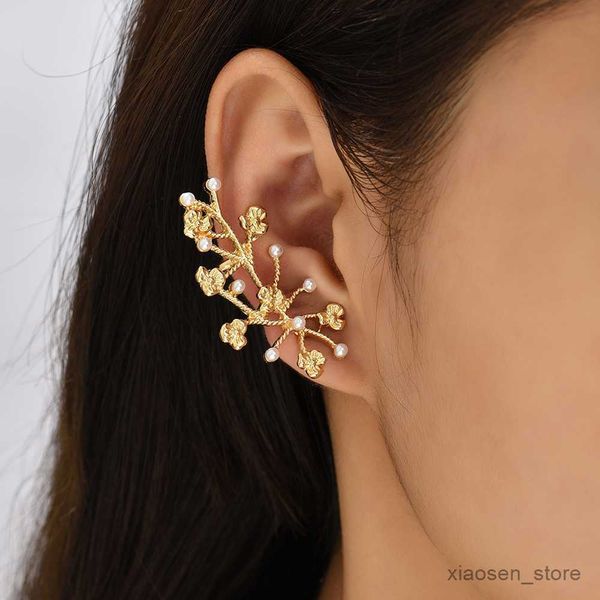 stud fashion flower branch climbing earrings for women elegant ear cuff clip earring gift r230628, Golden;silver
stud fashion flower branch climbing earrings for women elegant ear cuff clip earring gift r230628, Golden;silver