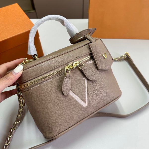 luxury suede bags women cross body designers handbag shoulder classic genuine leather heart style gold chain tote messenger handbag by brand
luxury suede bags women cross body designers handbag shoulder classic genuine leather heart style gold chain tote messenger handbag by brand