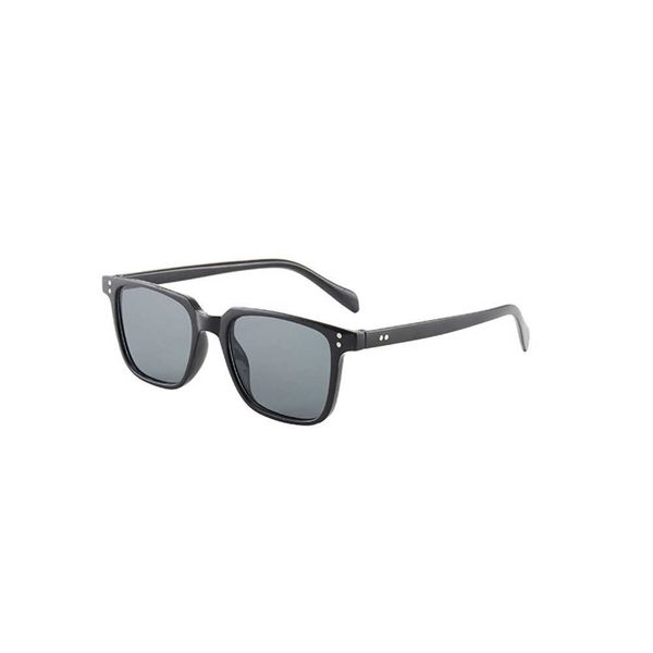2023 new trendy rivet 3246 rice nail small box designer mens sunglasses brands for women men, White;black
2023 new trendy rivet 3246 rice nail small box designer mens sunglasses brands for women men, White;black