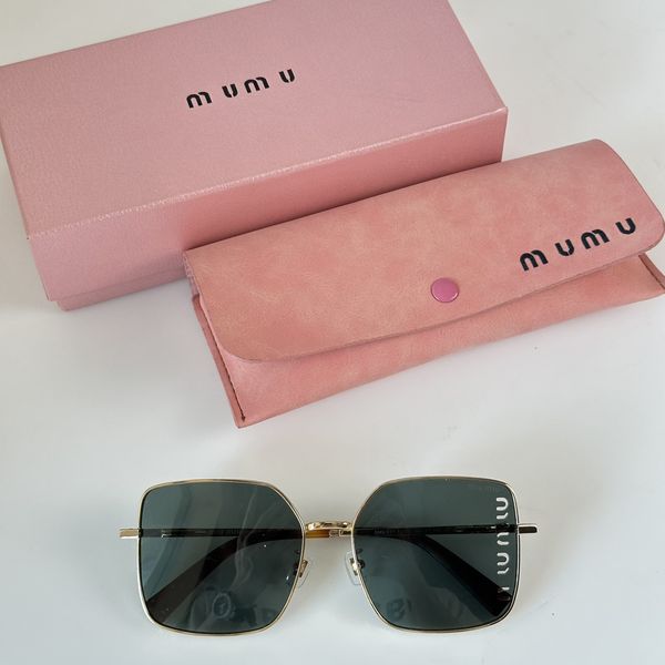 logo miu sunglasses, luxurious slim frame, men and women's designer, classic glasses, driving sunglasses, White;black
logo miu sunglasses, luxurious slim frame, men and women's designer, classic glasses, driving sunglasses, White;black