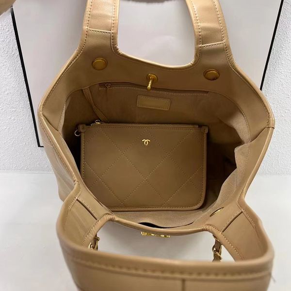 design shoulder bags shopping deauville tote bag deer grain apricot holiday bag women handbag quality real leather 2pc large capacity luxury
design shoulder bags shopping deauville tote bag deer grain apricot holiday bag women handbag quality real leather 2pc large capacity luxury