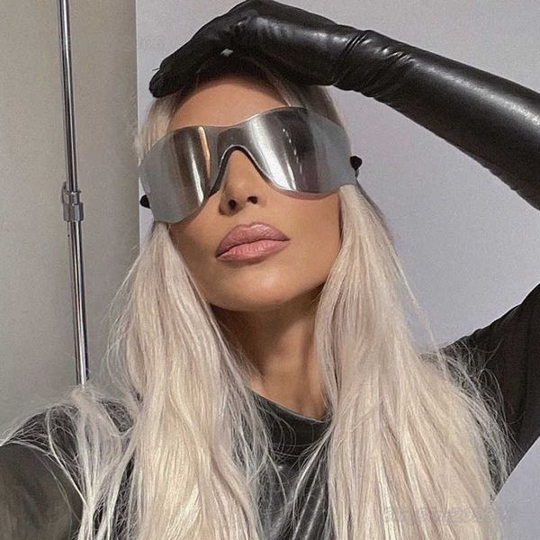 kanye y2k all-in-one windproof sunglasses for men's personality ins drawstring frameless sunglasses for women, White;black
kanye y2k all-in-one windproof sunglasses for men's personality ins drawstring frameless sunglasses for women, White;black