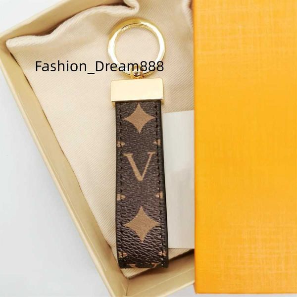 designer keychain key chains ring holder brand designers keychains for porte clef gift men women car bag pendant accessories with box, Silver
designer keychain key chains ring holder brand designers keychains for porte clef gift men women car bag pendant accessories with box, Silver