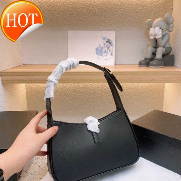 luxury brand designer drum bags handbags shoulder crossbody bag tote woman's 2023 new fashion texture leather portable saddle bag cresc
luxury brand designer drum bags handbags shoulder crossbody bag tote woman's 2023 new fashion texture leather portable saddle bag cresc