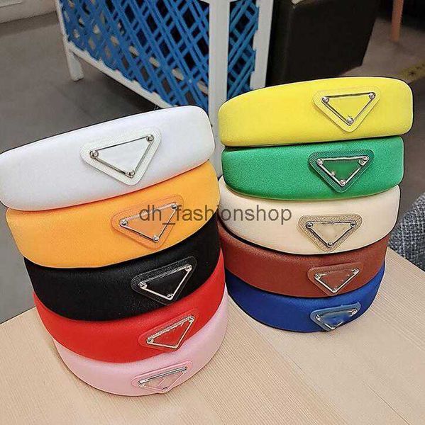 luxury designer sponge headbands hair bands for women girl brand elastic letter p headband sports fitness headband head wrap, Silver
luxury designer sponge headbands hair bands for women girl brand elastic letter p headband sports fitness headband head wrap, Silver