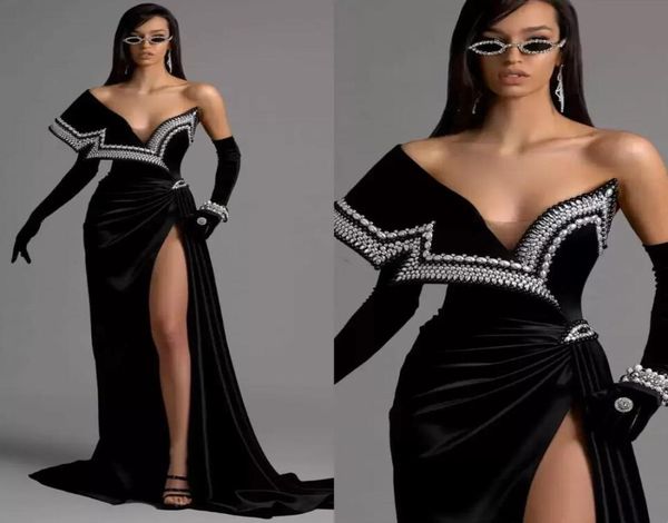 2022 black velvet evening gowns sweep train off the shoulder mermaid prom dresses high slit pearls vestidos formal celebrity gowns1916529, Black;red
2022 black velvet evening gowns sweep train off the shoulder mermaid prom dresses high slit pearls vestidos formal celebrity gowns1916529, Black;red