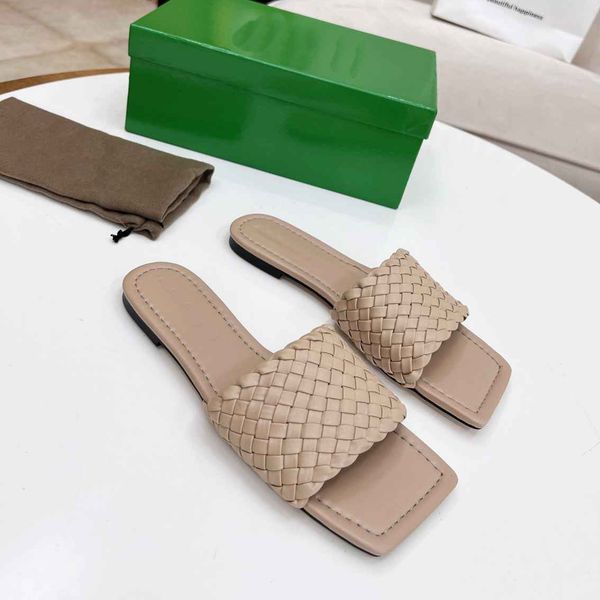 designer bottegas sandals women platform slipper fashion letter flip flops comfortable lining leather luxury ghkbm, Black
designer bottegas sandals women platform slipper fashion letter flip flops comfortable lining leather luxury ghkbm, Black