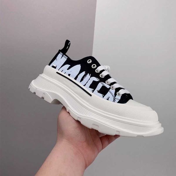 classic casual shoes suede velvet leather mcqueens shoes boots mens womens amq sneaker flats platform men mens espadrille flat leisure shoes, Black
classic casual shoes suede velvet leather mcqueens shoes boots mens womens amq sneaker flats platform men mens espadrille flat leisure shoes, Black