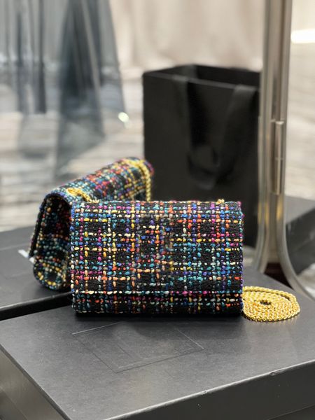 469390 new women's crossbody bag high-end quality woolen shoulder bag never outdated style essential style 20cm to use just right
469390 new women's crossbody bag high-end quality woolen shoulder bag never outdated style essential style 20cm to use just right