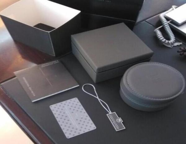 luxury new round black leather box for tag heuer watches booklet card tags and papers in english tt2370252, Black;blue
luxury new round black leather box for tag heuer watches booklet card tags and papers in english tt2370252, Black;blue