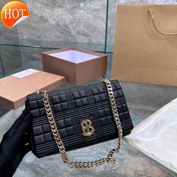 luxury woman's brand designer bags handbags shoulder crossbody bag tote new fashion texture leather underarm bags can be one messenger
luxury woman's brand designer bags handbags shoulder crossbody bag tote new fashion texture leather underarm bags can be one messenger