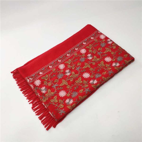 autumn 2023 and winter new imitation cashmere embroidered scarf ethnic style women's shawl warm and thickened tassel xinjiang scarfeira, Red;brown
autumn 2023 and winter new imitation cashmere embroidered scarf ethnic style women's shawl warm and thickened tassel xinjiang scarfeira, Red;brown