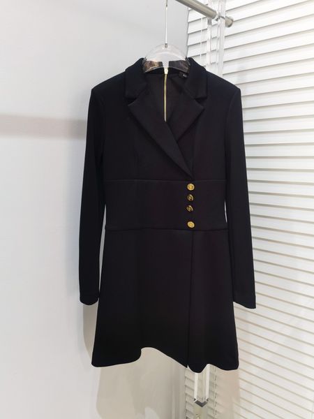 ba1 main suits women's dresses luxury brand designer anagram embroidery gold coin buckle knit set dress belted broderie anglaise suit d, White;black
ba1 main suits women's dresses luxury brand designer anagram embroidery gold coin buckle knit set dress belted broderie anglaise suit d, White;black
