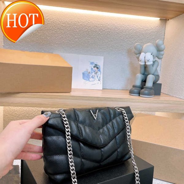 luxury designer loulou bags handbag shoulder crossbody bags tote woman's new fashion texture messenger bag multifunctional envelope bag
luxury designer loulou bags handbag shoulder crossbody bags tote woman's new fashion texture messenger bag multifunctional envelope bag