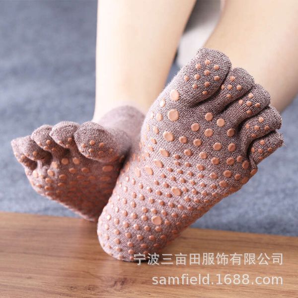 yoga five fingered socks, split toe socks, toe socks, leaky instep, full toe open toe sports, wear-resistant women's sweat absorption,, White;red
yoga five fingered socks, split toe socks, toe socks, leaky instep, full toe open toe sports, wear-resistant women's sweat absorption,, White;red