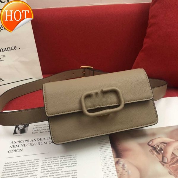designer bags the manufacturer directly sells new first layer litchi grain cowhide single shoulder msenger bag waist cht fashiontote factory
designer bags the manufacturer directly sells new first layer litchi grain cowhide single shoulder msenger bag waist cht fashiontote factory
