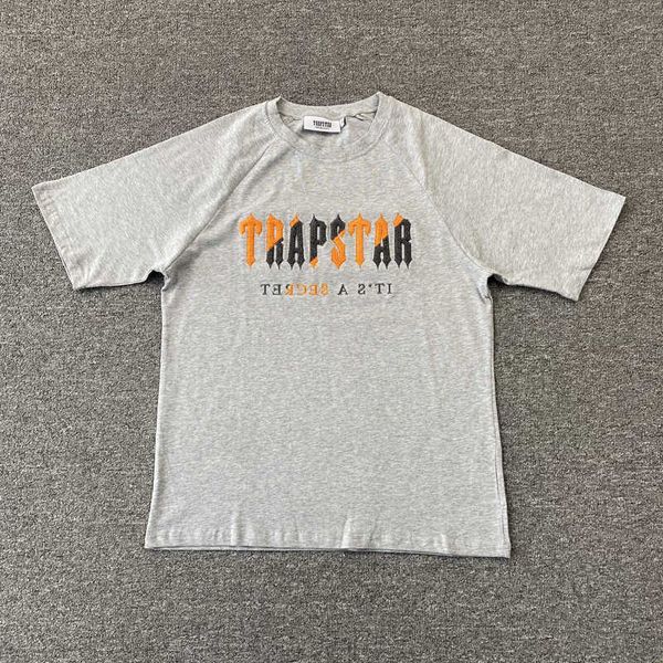 harajuku y2k clothes black tshirt cotton trapstar embroidery letter gradient colour t-shirt fashion high street streetwear men, Black;brown
harajuku y2k clothes black tshirt cotton trapstar embroidery letter gradient colour t-shirt fashion high street streetwear men, Black;brown