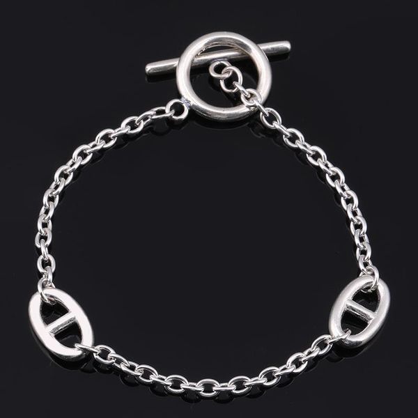 women bracelet necklace set designer letter bracelets for women couple necklaces jewelry luxury fashion silver chain link necklaces
women bracelet necklace set designer letter bracelets for women couple necklaces jewelry luxury fashion silver chain link necklaces