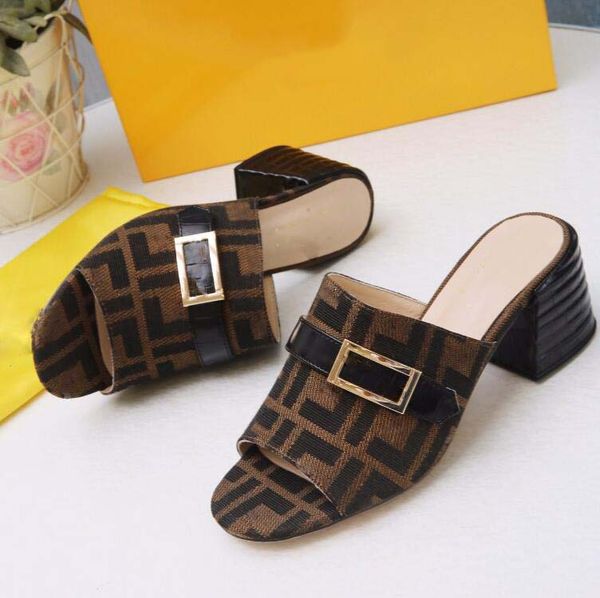 designer sandals women luxurys sandal womens chain slides summer rubber big head slides fashion beach shoes flat slippers with box, Black
designer sandals women luxurys sandal womens chain slides summer rubber big head slides fashion beach shoes flat slippers with box, Black