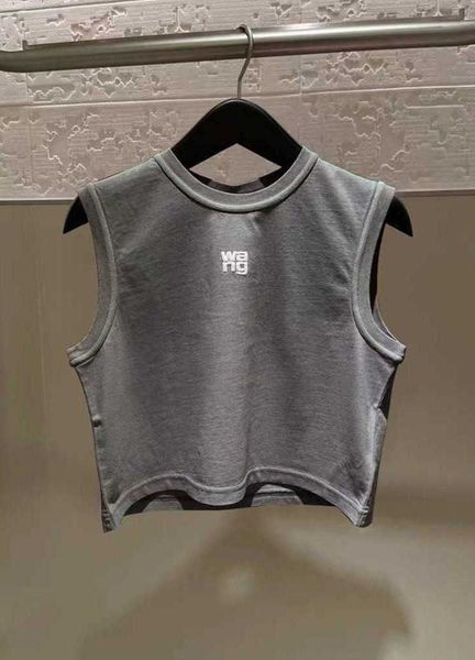 aw king 2023 spring new college style designer wang open umbilical sleeveless tank with slim fit pullover t-shirt women's motion design, White
aw king 2023 spring new college style designer wang open umbilical sleeveless tank with slim fit pullover t-shirt women's motion design, White