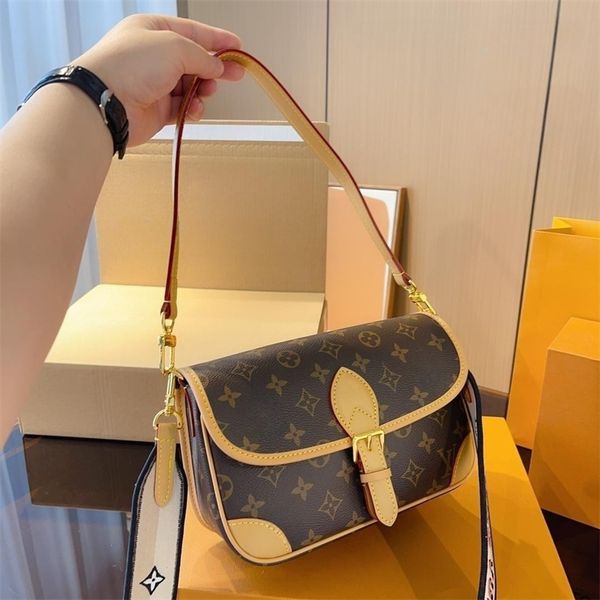 fashion evening cross body shoulder bags wallets leather patchwork men women handbag designer handbags wallet phone bag purse crossbody bag
fashion evening cross body shoulder bags wallets leather patchwork men women handbag designer handbags wallet phone bag purse crossbody bag