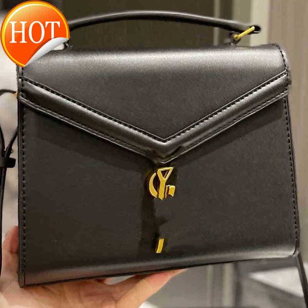 designer bags tote bagsingle shoulder msenger bag envelope flip with compartment gift box size 21.18
designer bags tote bagsingle shoulder msenger bag envelope flip with compartment gift box size 21.18