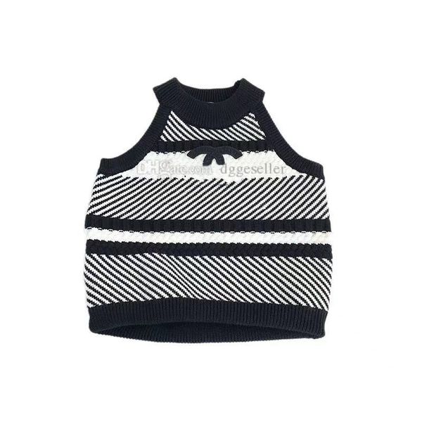 Designer Dog Clothes Brands Dog Apparel Dogs Sweaters with Classic Letters Pattern Cold Weather Cable Knitwear Thick Warm Clothes for Bulldog Pug Yorkie Black s A762, Black2
Designer Dog Clothes Brands Dog Apparel Dogs Sweaters with Classic Letters Pattern Cold Weather Cable Knitwear Thick Warm Clothes for Bulldog Pug Yorkie Black s A762, Black2