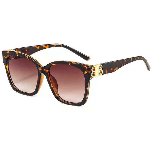 new fashion dazzling colors gorgeous sunglasses for women trendy men casual anti blue light flatrv7m, White;black
new fashion dazzling colors gorgeous sunglasses for women trendy men casual anti blue light flatrv7m, White;black