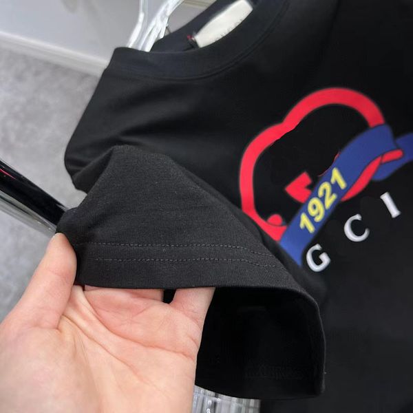 2023summer men's designer t-shirt casual couple t-shirt monogram print short sleeve selling men's hip hop clothing paris m-4xl, White;black
2023summer men's designer t-shirt casual couple t-shirt monogram print short sleeve selling men's hip hop clothing paris m-4xl, White;black