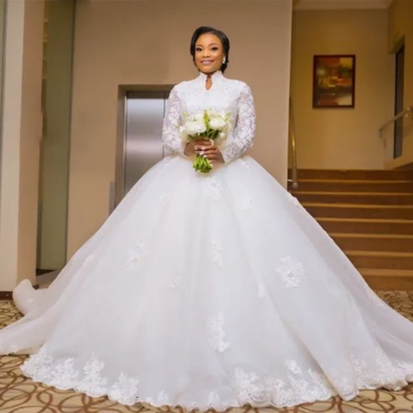 arabic muslim luxury wedding dress beaded vintgae dubai bridal gowns high neck lace appliqued plus size balck girl bridal dresses, White
arabic muslim luxury wedding dress beaded vintgae dubai bridal gowns high neck lace appliqued plus size balck girl bridal dresses, White
