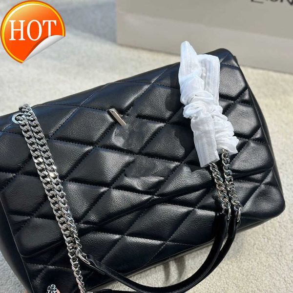 luxury designer bags shoulder bags crossbody tote 2023 new fashion versatile real leather ringed chain exquisite gas factory direct direct s
luxury designer bags shoulder bags crossbody tote 2023 new fashion versatile real leather ringed chain exquisite gas factory direct direct s