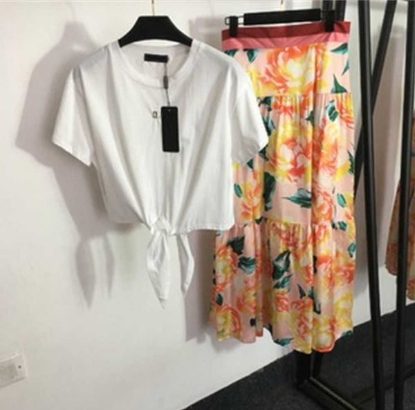 summer cool two piece set women yellow printed half skirt tie knot waist short-sleeve t-shirt floral print high waist dress designer womens, White
summer cool two piece set women yellow printed half skirt tie knot waist short-sleeve t-shirt floral print high waist dress designer womens, White
