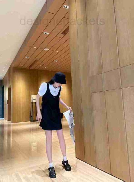 basic & casual dresses designer high end european 2023 summer new fake two-piece patchwork design exudes a slimming look in the dress 9737, Black;gray
basic & casual dresses designer high end european 2023 summer new fake two-piece patchwork design exudes a slimming look in the dress 9737, Black;gray
