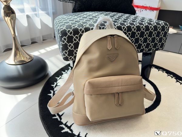 men large capacity backpack purses leather female vintage bag school bags travel bagpack ladies bookbag
men large capacity backpack purses leather female vintage bag school bags travel bagpack ladies bookbag