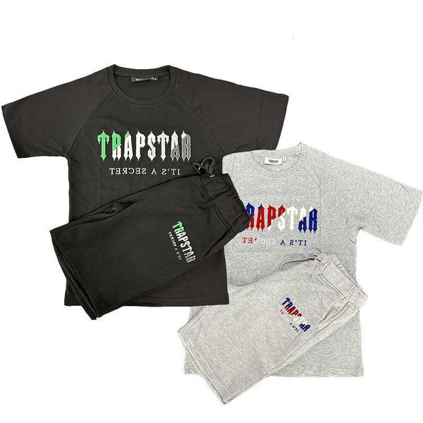 high street fashion casual oversized outfit shorts suit embroidery trapstars letter print loose hip hop man t-shirt, Black;brown
high street fashion casual oversized outfit shorts suit embroidery trapstars letter print loose hip hop man t-shirt, Black;brown