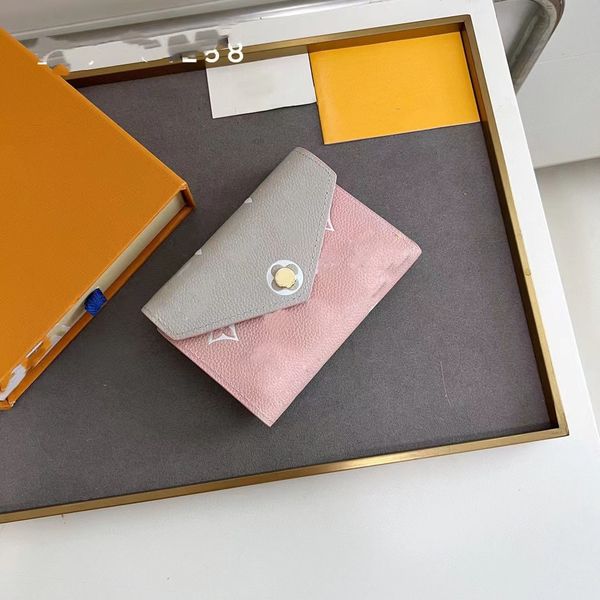 fashion designer women's leather dual color matching change short purse women's purse discount original box card holder leather ha, Red;black
fashion designer women's leather dual color matching change short purse women's purse discount original box card holder leather ha, Red;black