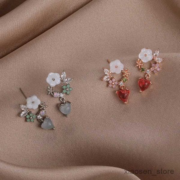 stud south new exquisite colorful shell flower earrings fashion temperament versatile earrings women's jewelry r230628, Golden;silver
stud south new exquisite colorful shell flower earrings fashion temperament versatile earrings women's jewelry r230628, Golden;silver