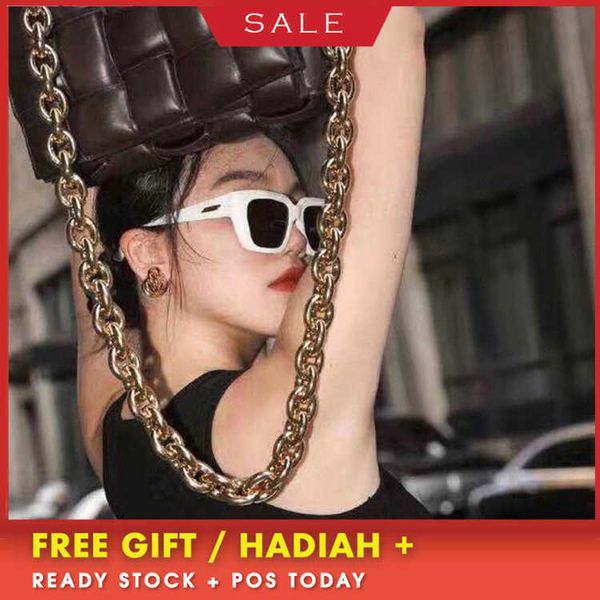 luxury designer vintage brand sunglasses uv400 women b's ins net red same plate female personality fashion big square male bv1030, White;black
luxury designer vintage brand sunglasses uv400 women b's ins net red same plate female personality fashion big square male bv1030, White;black