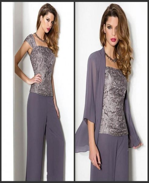 2020 new summer lace chiffon mother of the bride pant suits with long sleeve jacket spaghetti straps trousers formal evening gowns9048713, Black;red
2020 new summer lace chiffon mother of the bride pant suits with long sleeve jacket spaghetti straps trousers formal evening gowns9048713, Black;red