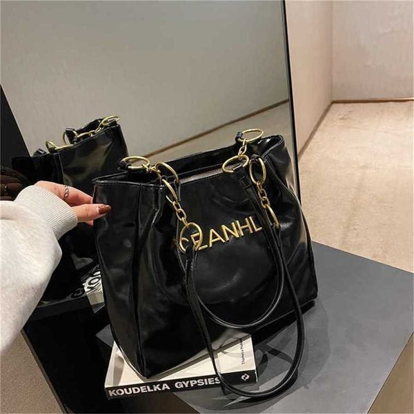 this year's popular large capacity tote bag new fashion versatile commuting tote bag texture trend shoulder bag 70% off outlet online u
this year's popular large capacity tote bag new fashion versatile commuting tote bag texture trend shoulder bag 70% off outlet online u