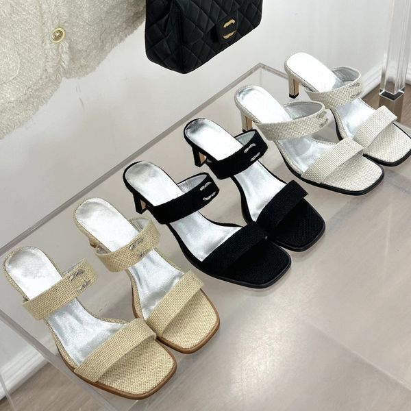 2023 designer luxury pure color high-heeled slides slippers fashion womens special fabric vintage square head exquisite sandals ladys stilet, Black
2023 designer luxury pure color high-heeled slides slippers fashion womens special fabric vintage square head exquisite sandals ladys stilet, Black